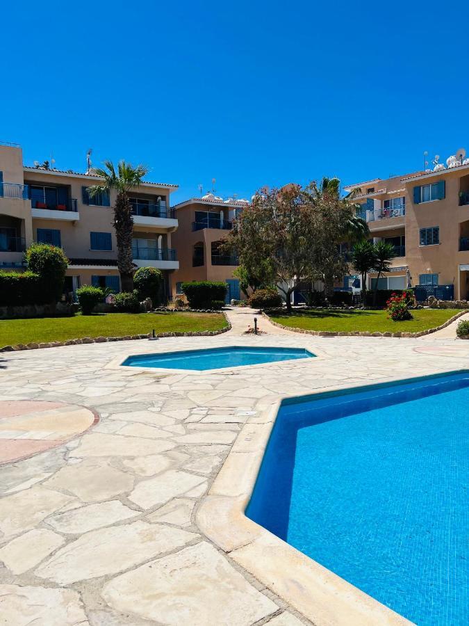 Golden Palms Paradise Garden Paphos Eksteriør bilde